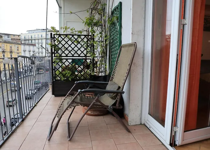 Bernadette * Νάπολη